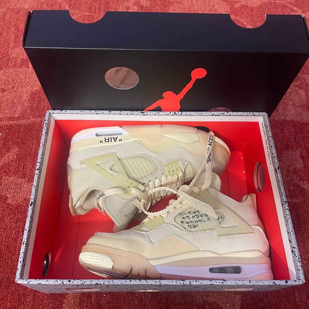 Off-White x Wmns Air Jordan 4 Retro SP 'Sail'. - Picture 12 of 15